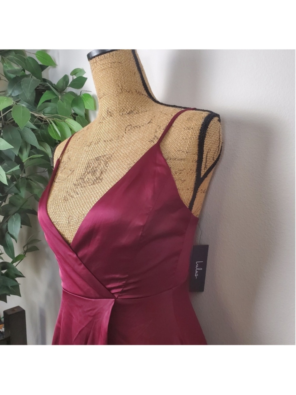 NEW Lulus Burgundy Holly Evening Gown Women's Size XS - Picture 4 of 11